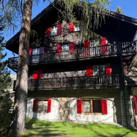 Fassadenrenovation Villa Viva, Lenzerheide/Lai